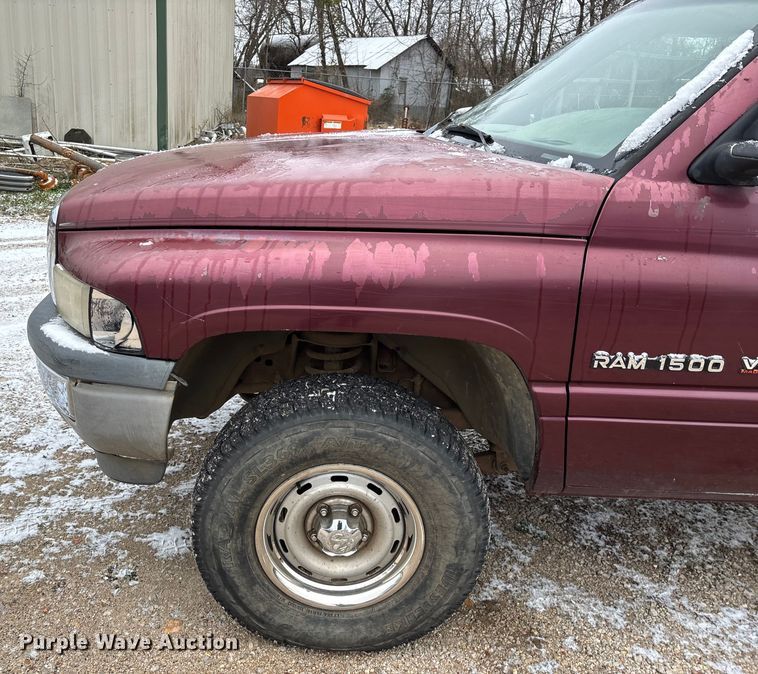 image for item ED2421 2001 Dodge Ram 1500 Ext. Cab pickup truck