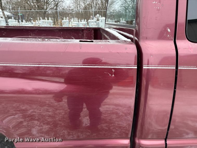 image for item ED2421 2001 Dodge Ram 1500 Ext. Cab pickup truck