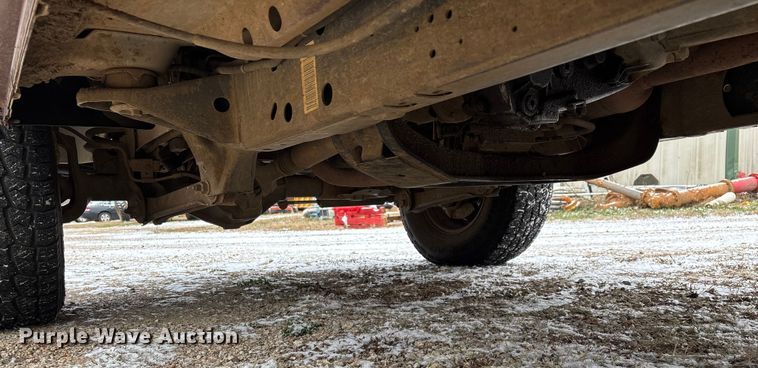 image for item ED2421 2001 Dodge Ram 1500 Ext. Cab pickup truck