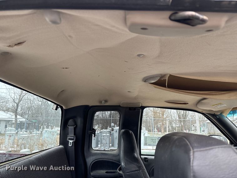 image for item ED2421 2001 Dodge Ram 1500 Ext. Cab pickup truck