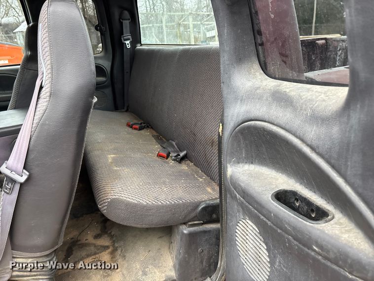 image for item ED2421 2001 Dodge Ram 1500 Ext. Cab pickup truck