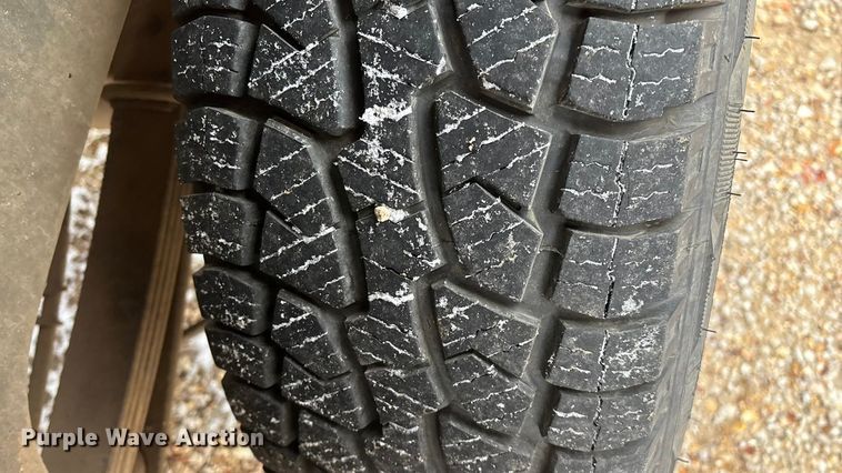 image for item ED2421 2001 Dodge Ram 1500 Ext. Cab pickup truck