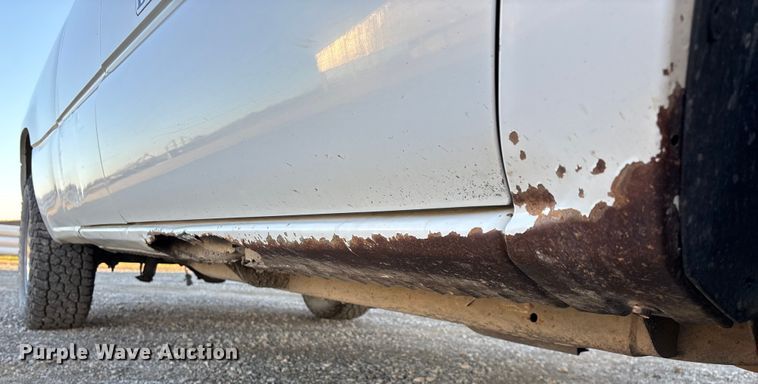 image for item ED2436 2006 Chevrolet Silverado 15000 Ext. Cab pickup truck