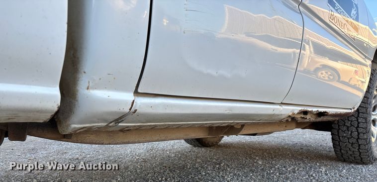 image for item ED2436 2006 Chevrolet Silverado 15000 Ext. Cab pickup truck