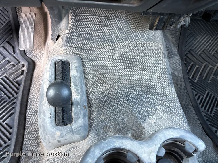 image for item ED2436 2006 Chevrolet Silverado 15000 Ext. Cab pickup truck