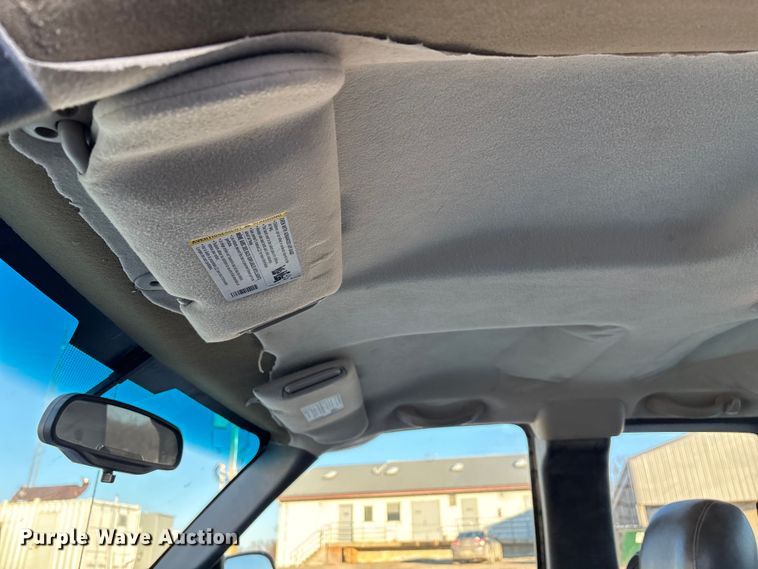 image for item ED2436 2006 Chevrolet Silverado 15000 Ext. Cab pickup truck