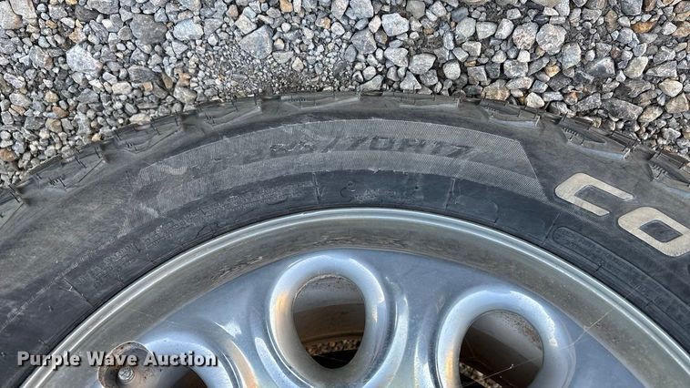 image for item ED2436 2006 Chevrolet Silverado 15000 Ext. Cab pickup truck