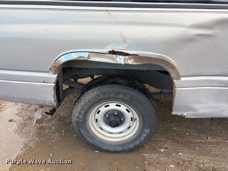 image for item EE4207 1998 Dodge Ram 1500 pickup truck
