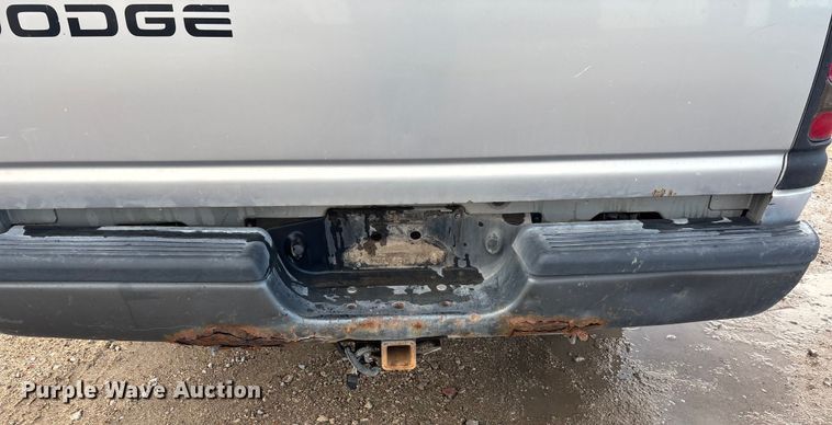 image for item EE4207 1998 Dodge Ram 1500 pickup truck