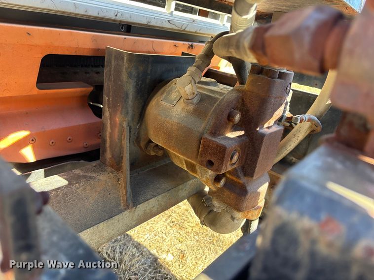 image for item EE4359 1993 Ford F800 dump truck