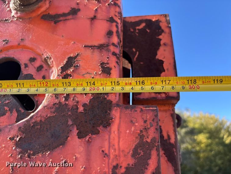 image for item EE4359 1993 Ford F800 dump truck