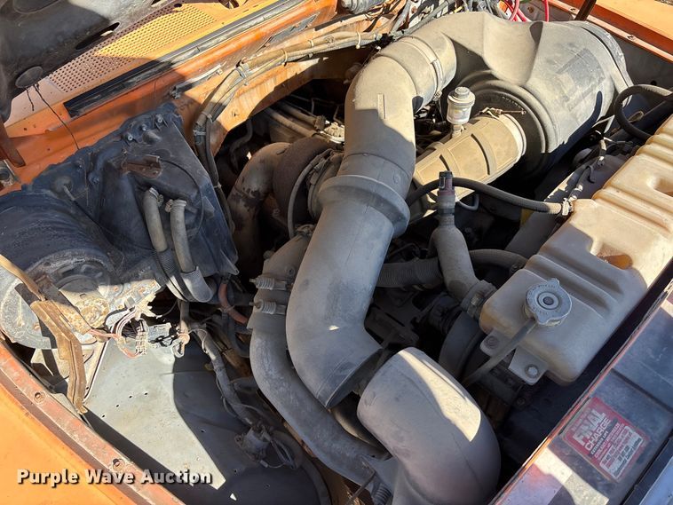 image for item EE4359 1993 Ford F800 dump truck