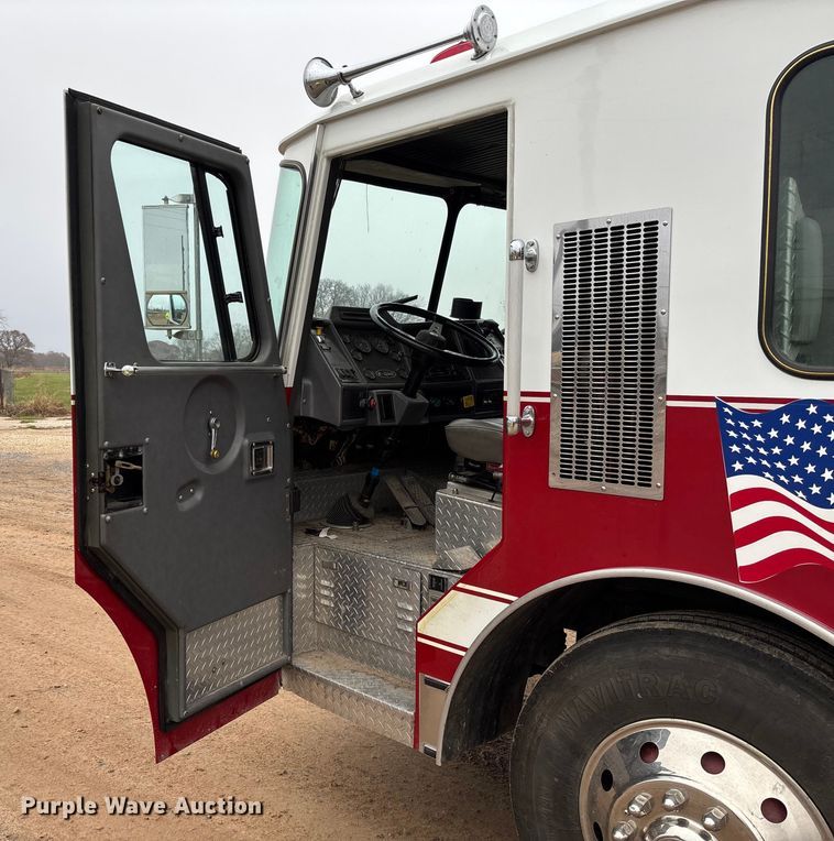image for item EM8247 1989 Federal Motors E-One pumper fire truck