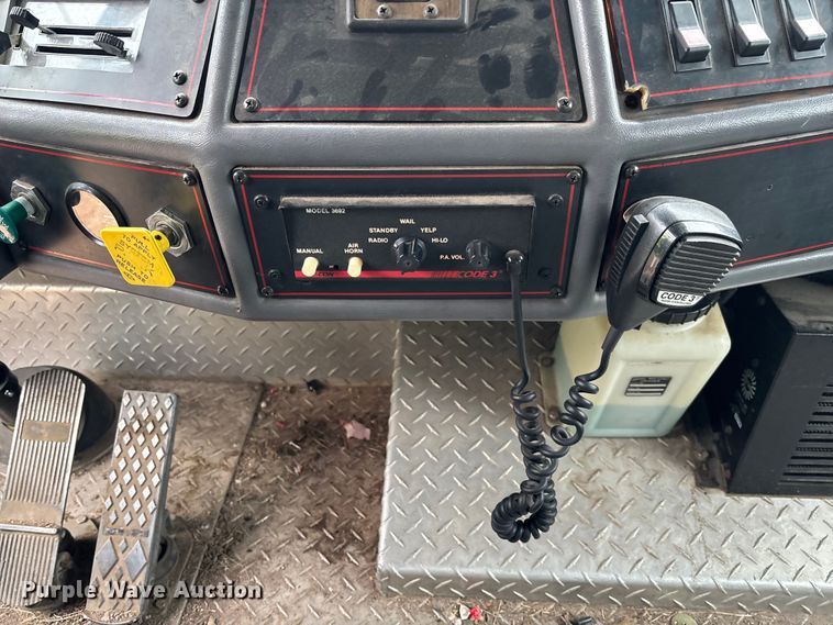 image for item EM8247 1989 Federal Motors E-One pumper fire truck