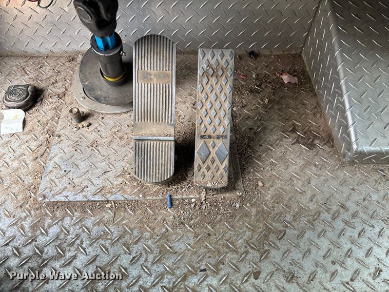 image for item EM8247 1989 Federal Motors E-One pumper fire truck