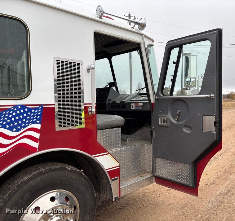 image for item EM8247 1989 Federal Motors E-One pumper fire truck