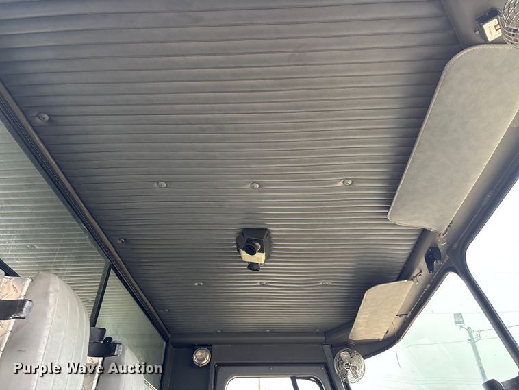 image for item EM8247 1989 Federal Motors E-One pumper fire truck