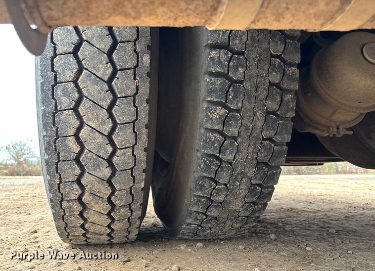 image for item EM8247 1989 Federal Motors E-One pumper fire truck