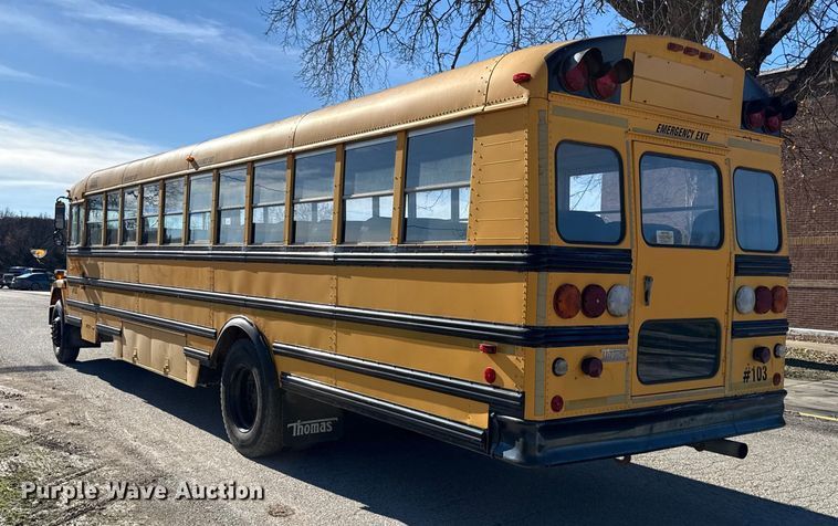 image for item EN0113 2001 Frightliner Thomas  bus