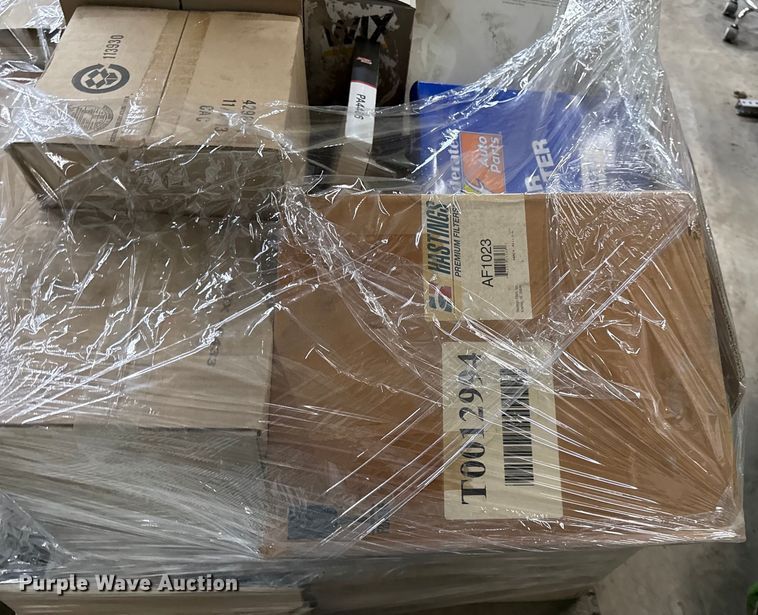 image for item EN0120 (2) Pallets of filters