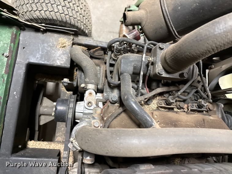 image for item EN0125 John Deere 3235A greens mower