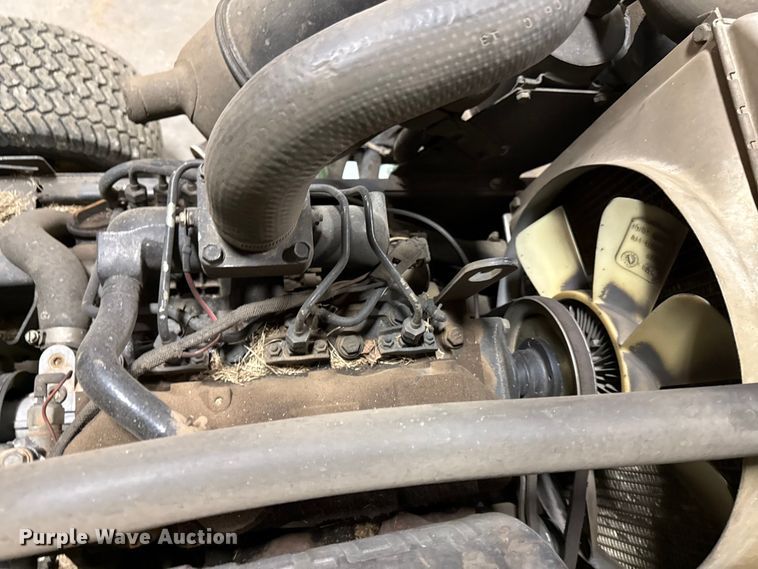 image for item EN0125 John Deere 3235A greens mower