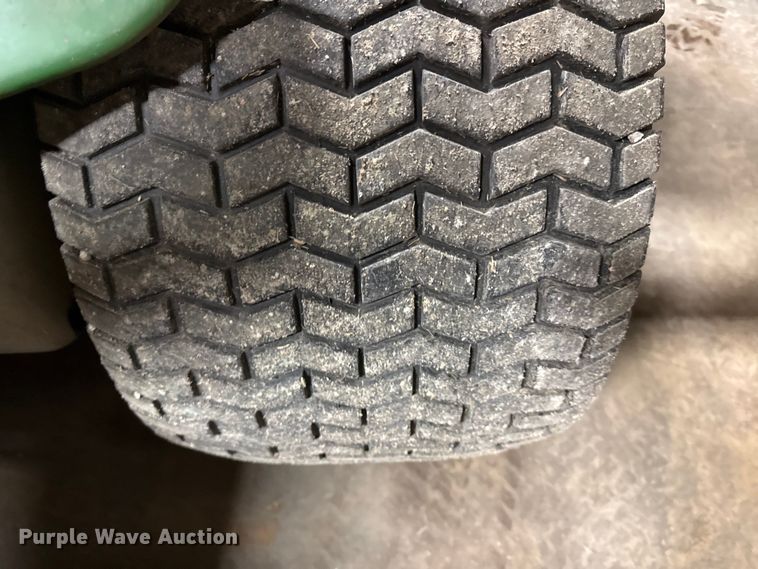 image for item EN0125 John Deere 3235A greens mower