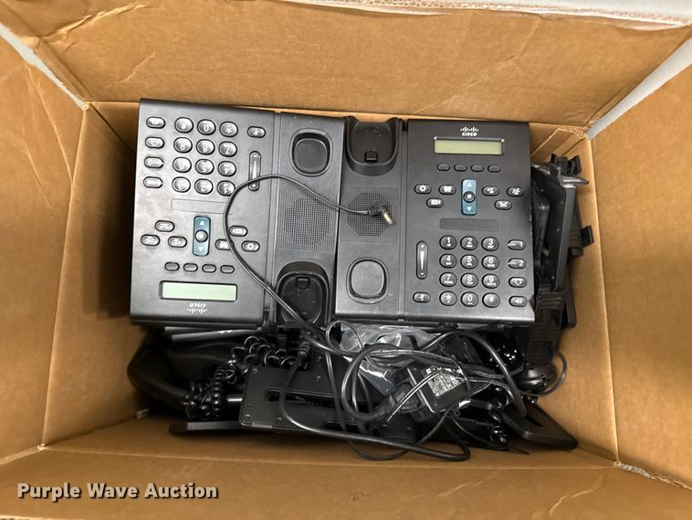 image for item EN0126 Approximately 109 Cisco phones