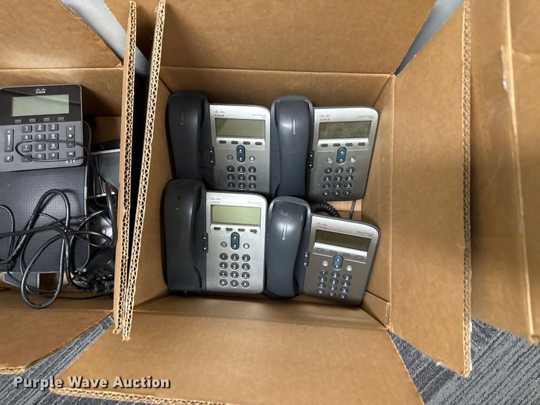 image for item EN0126 Approximately 109 Cisco phones