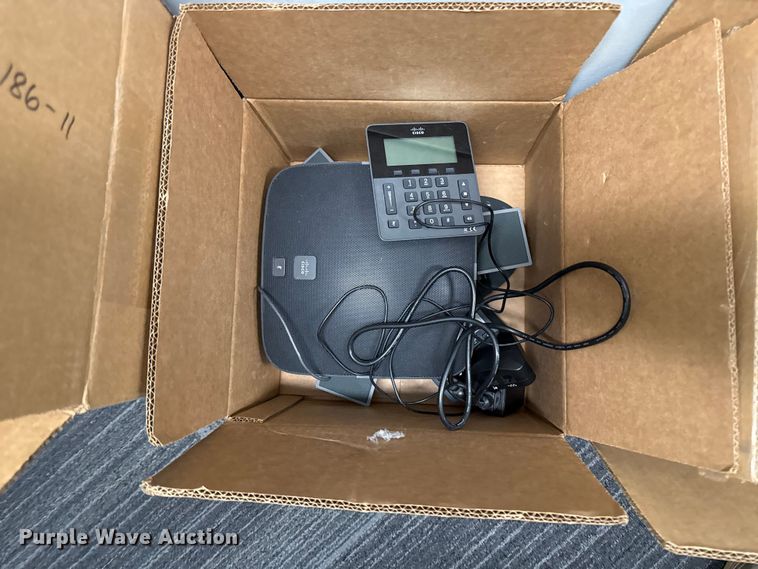 image for item EN0126 Approximately 109 Cisco phones