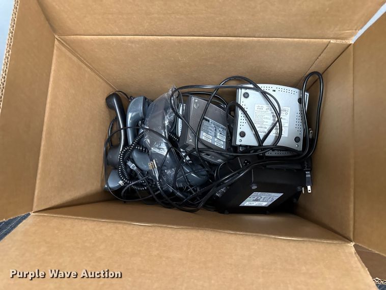 image for item EN0126 Approximately 109 Cisco phones