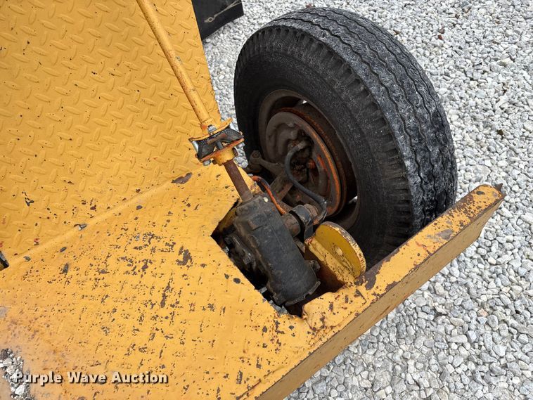 image for item EN5876 Broce broom