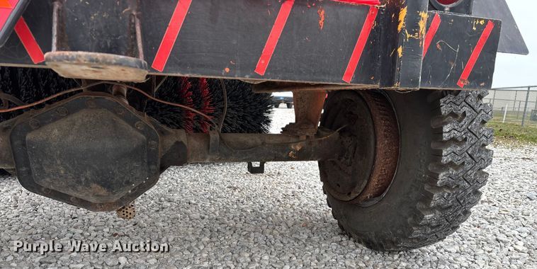 image for item EN5876 Broce broom