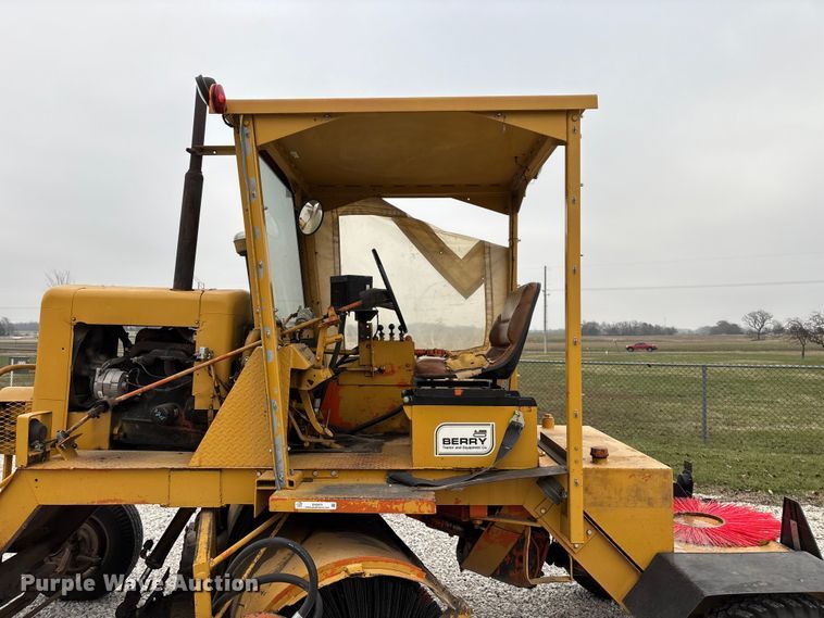 image for item EN5876 Broce broom