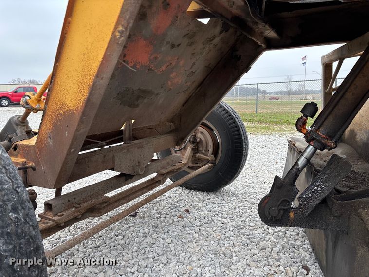 image for item EN5876 Broce broom