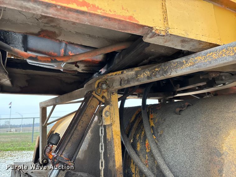 image for item EN5876 Broce broom