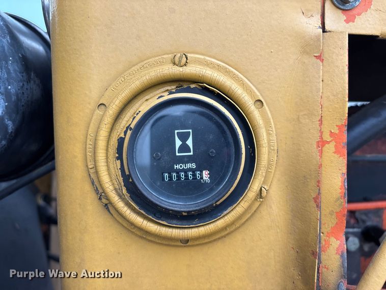 image for item EN5876 Broce broom