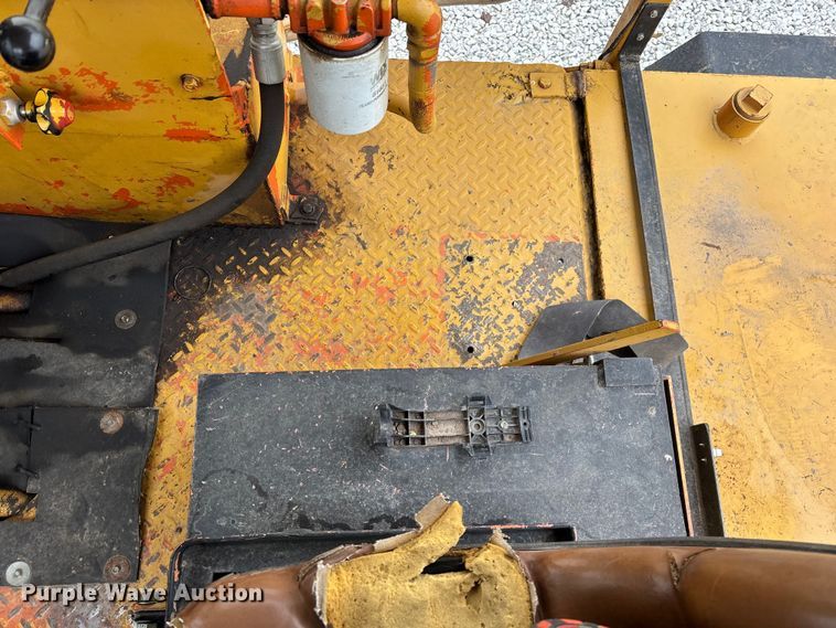 image for item EN5876 Broce broom