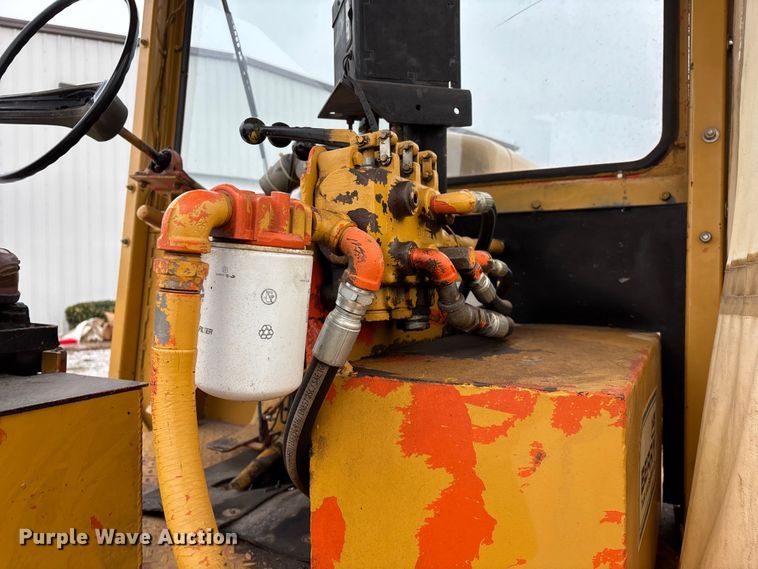 image for item EN5876 Broce broom