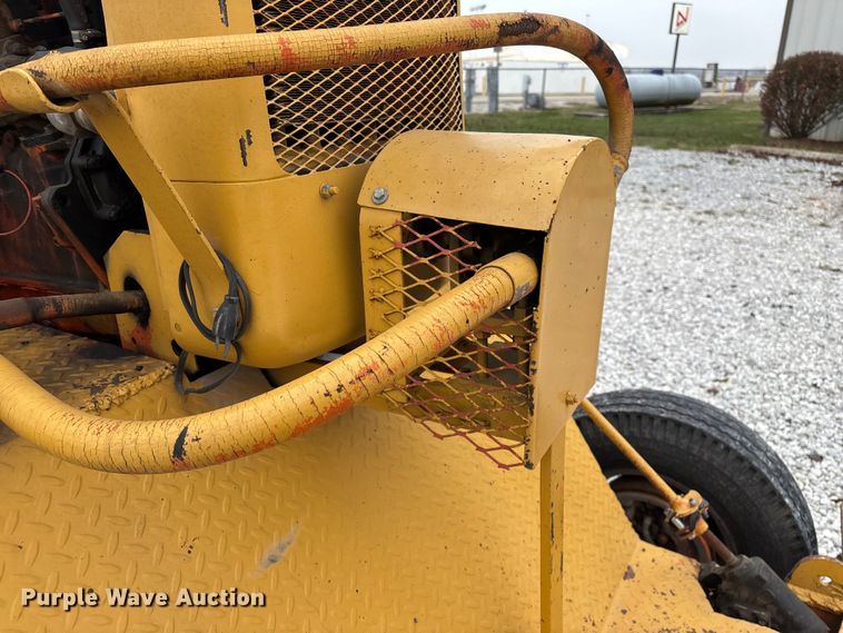 image for item EN5876 Broce broom