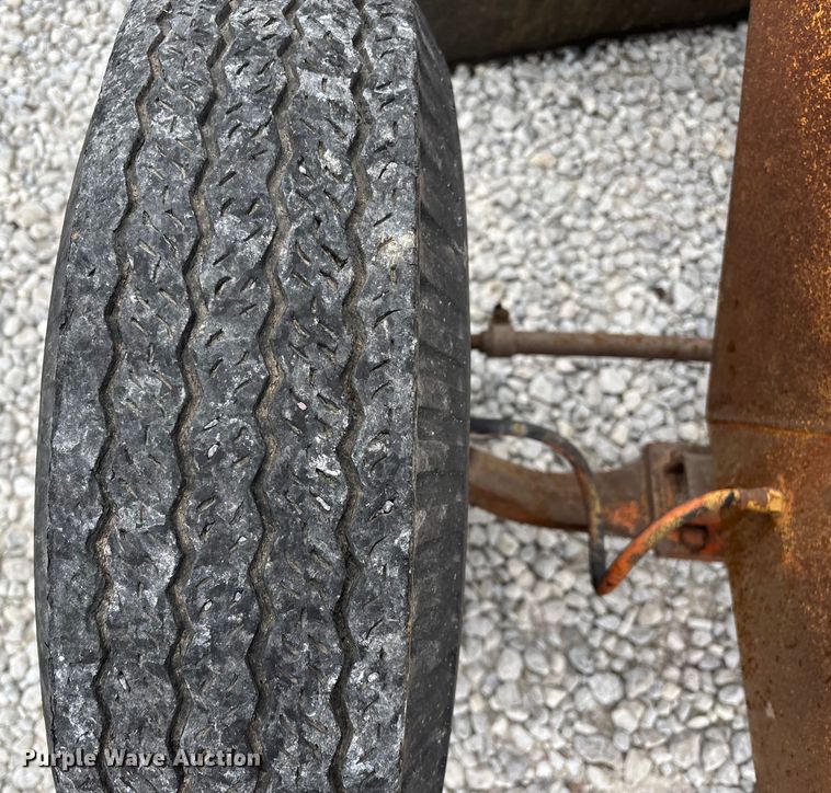 image for item EN5876 Broce broom