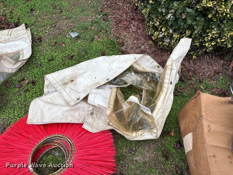 image for item EN5876 Broce broom