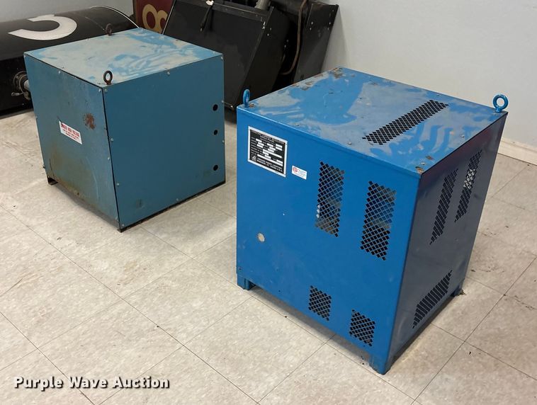 image for item EN5877 (4) airport runway lighting constant current regulators