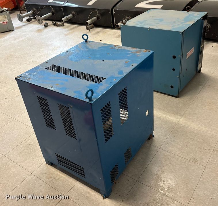 image for item EN5877 (4) airport runway lighting constant current regulators