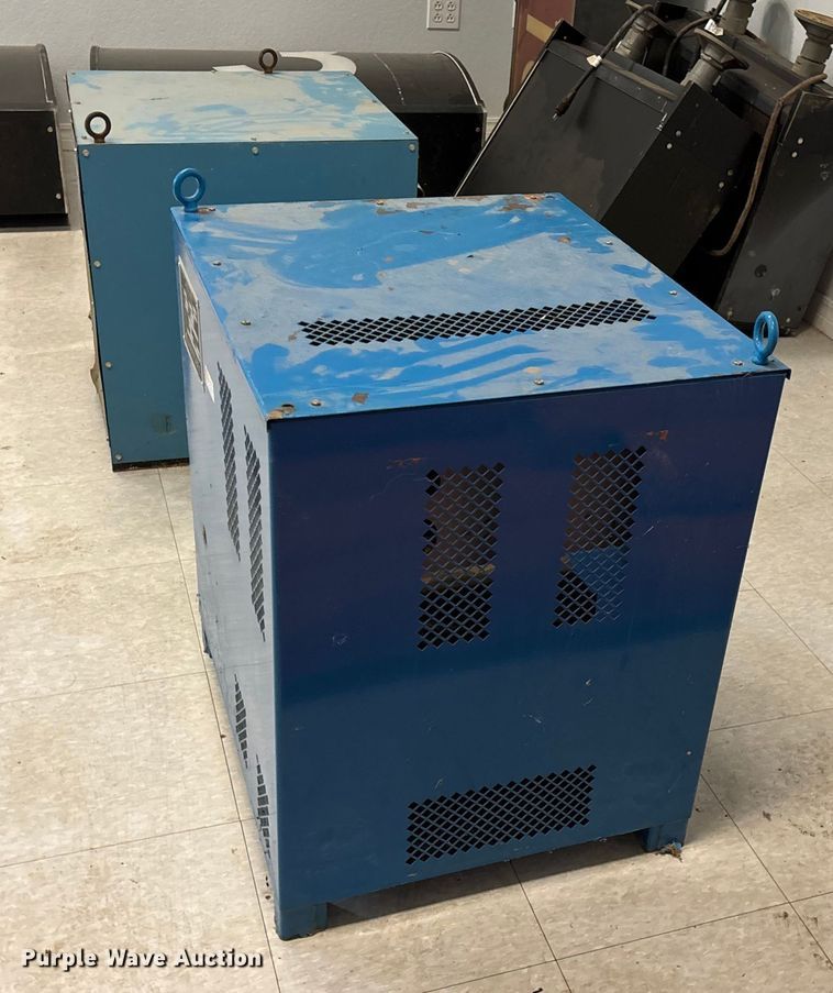 image for item EN5877 (4) airport runway lighting constant current regulators