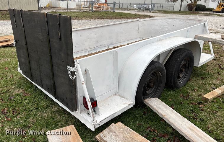 image for item EN5878 Utility trailer