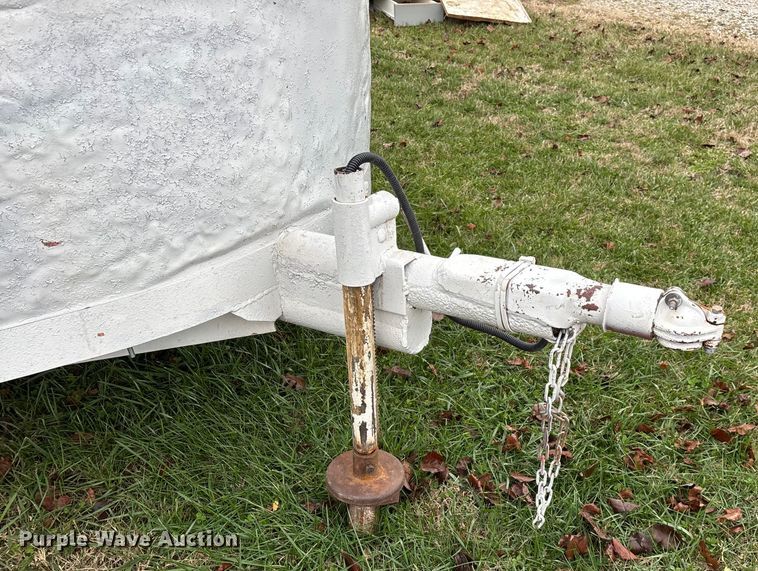 image for item EN5878 Utility trailer