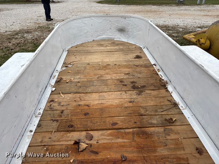 image for item EN5878 Utility trailer