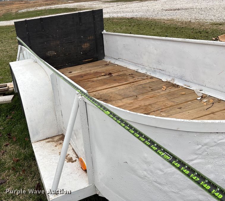 image for item EN5878 Utility trailer