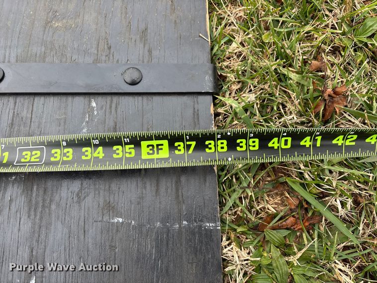 image for item EN5878 Utility trailer